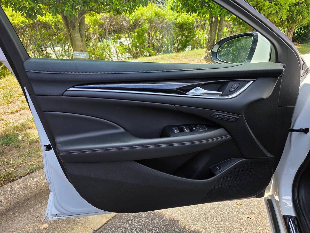 Used 2018 Buick LaCrosse Essence FWD image 9