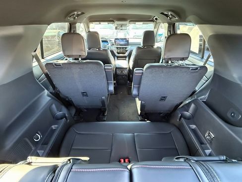 New 2026 Ford Explorer ST-Line w/ ST-Line Street Pack image 20