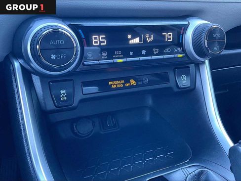 Used 2021 Toyota RAV4 XLE image 35