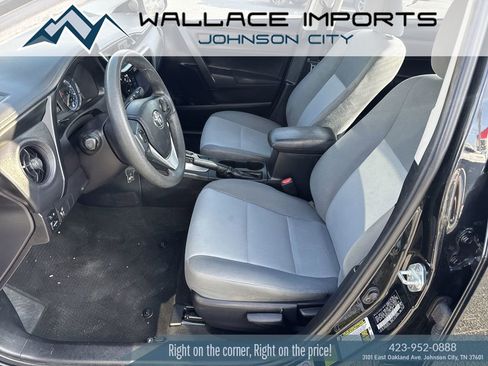 Used 2019 Toyota Corolla L image 13