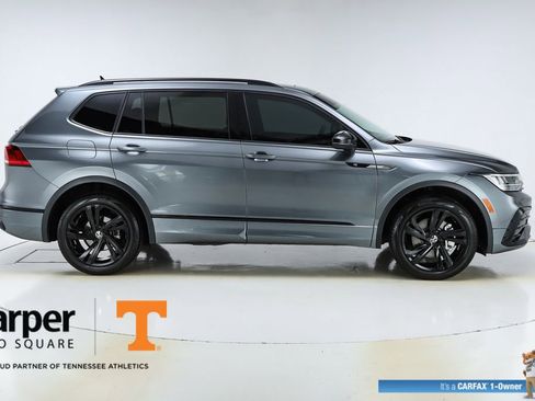 Used 2023 Volkswagen Tiguan SE R-Line image 10
