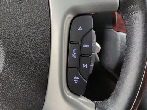 Used 2012 Cadillac Escalade Luxury image 27