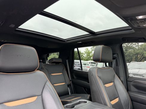 Used 2022 GMC Yukon AT4 AWD/4WD image 33