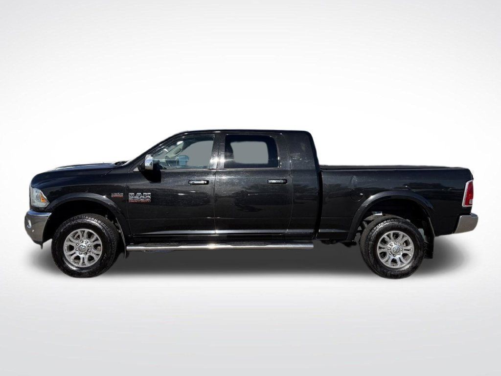Used 2017 RAM 2500 Laramie w/ Convenience Group AWD/4WD image 2