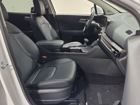 Used 2026 Kia Sportage EX w/ EX Panorama Roof Package FWD image 16