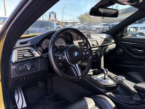 Used 2017 BMW M4 Coupe RWD image 37