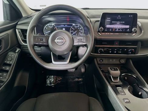 Used 2024 Nissan Rogue S FWD image 22