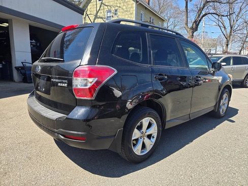 Used 2014 Subaru Forester 2.5i Premium w/ All-Weather Package AWD/4WD image 49