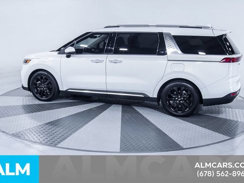 Used 2022 Kia Carnival SX Prestige FWD image 5