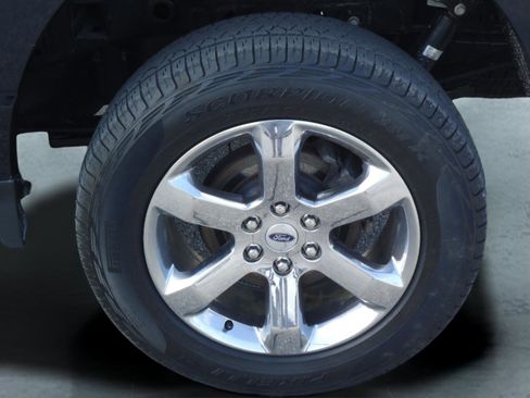 Used 2023 Ford F150 Lariat w/ Equipment Group 502A High image 9