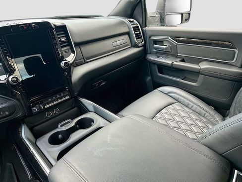 New 2026 RAM 2500 Big Horn AWD/4WD image 22