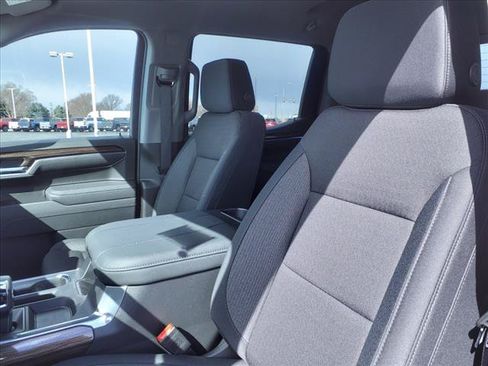New 2025 Chevrolet Silverado 1500 LT Trail Boss w/ Convenience Package II AWD/4WD image 12