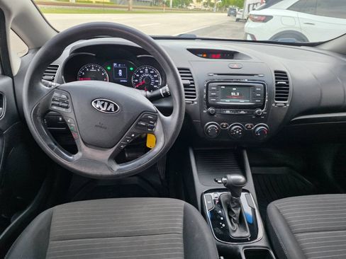 Used 2017 Kia Forte LX w/ LX Popular Package FWD image 15