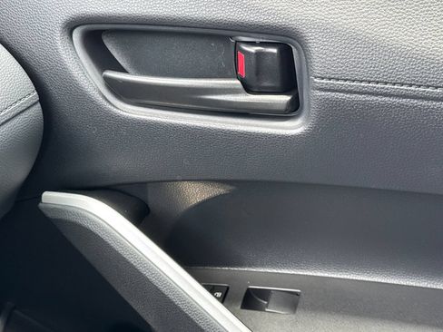 Certified 2026 Toyota Corolla Cross LE w/ Moonroof Package FWD image 24
