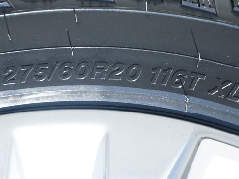 Used 2019 Chevrolet Silverado 1500 High Country AWD/4WD image 46