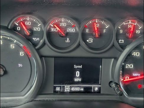 Used 2022 Chevrolet Silverado 1500 Custom image 9