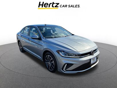 Used 2025 Volkswagen Jetta SE