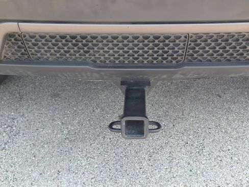 Used 2021 Jeep Cherokee Trailhawk AWD/4WD image 26
