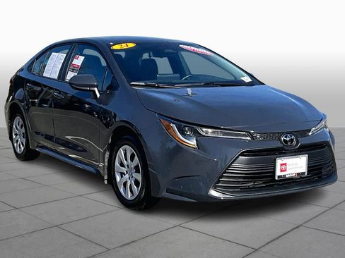 Certified 2024 Toyota Corolla LE image 3