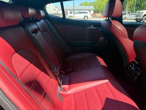 Used 2018 Kia Stinger GT2 AWD/4WD image 22