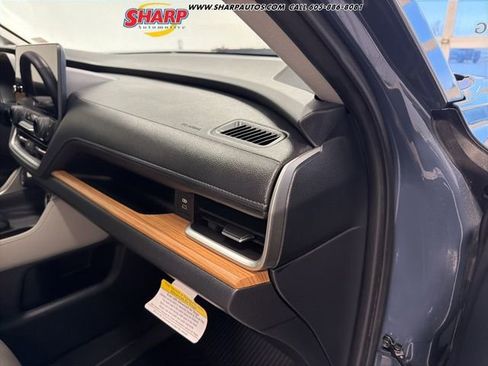 Used 2024 Toyota Grand Highlander Limited image 40