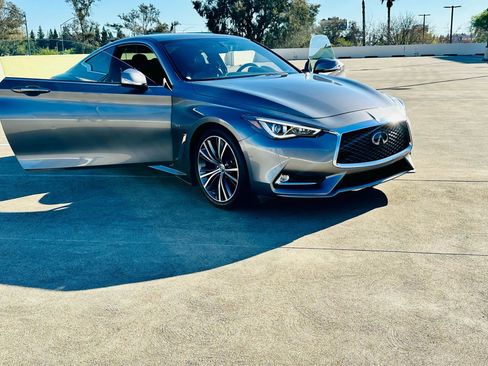 Used 2019 INFINITI Q60 3.0t w/ Cargo Package RWD image 29