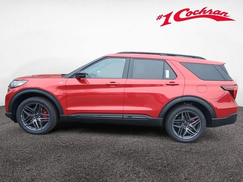 New 2026 Ford Explorer ST-Line w/ ST-Line Street Pack image 4
