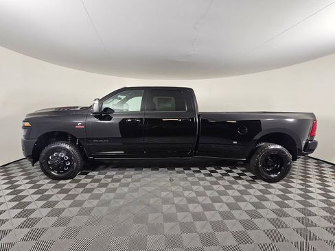New 2026 RAM 3500 Laramie AWD/4WD image 7