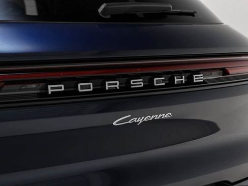 New 2025 Porsche Cayenne image 61