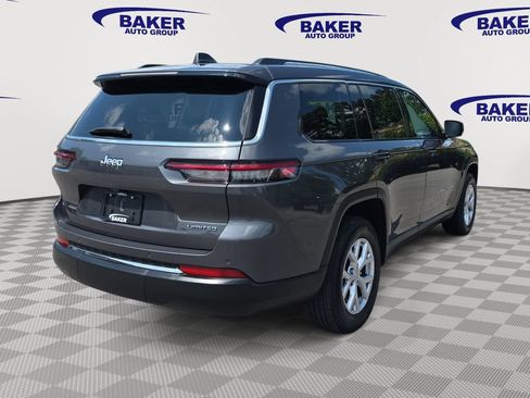 Used 2022 Jeep Grand Cherokee L Limited AWD/4WD image 3