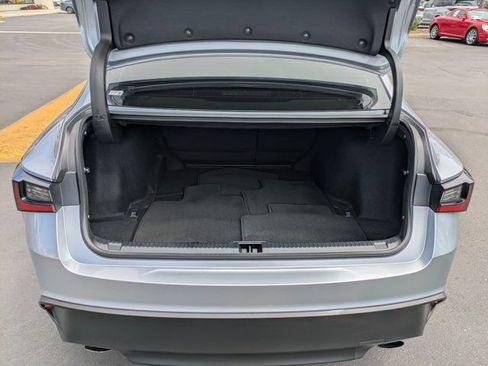 Used 2023 Lexus IS 300 w/ Comfort Package RWD image 31