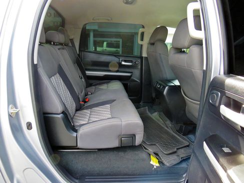 Used 2019 Toyota Tundra SR5 w/ SR5 Upgrade Package image 14