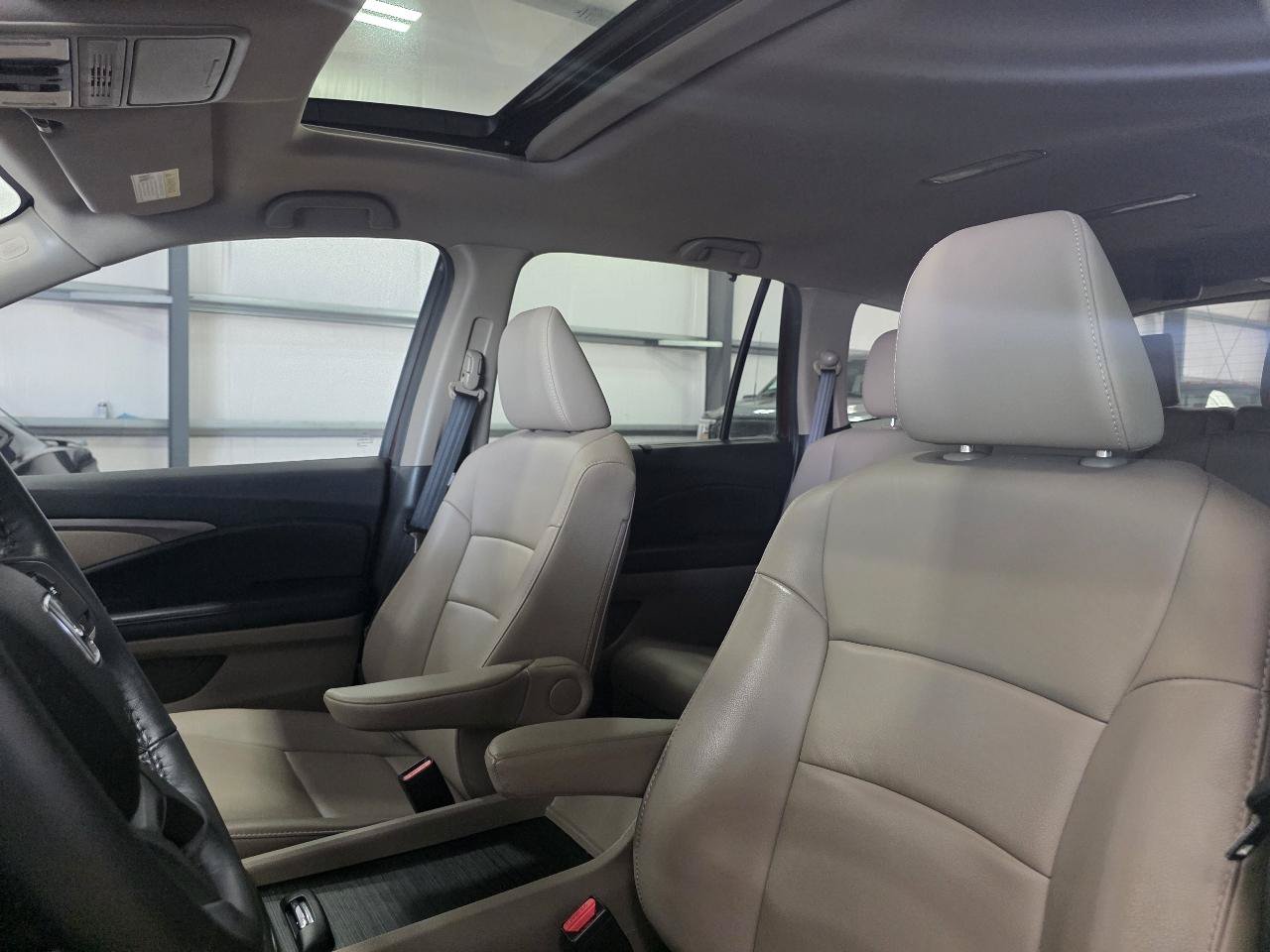 Used 2022 Honda Pilot Special Edition image 11