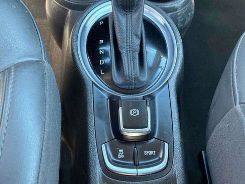 Used 2015 Chevrolet Spark LT image 24