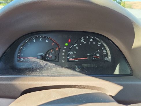 Used 2002 Toyota Camry XLE FWD image 12