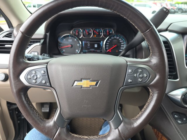 Used 2017 Chevrolet Suburban Premier AWD/4WD image 26