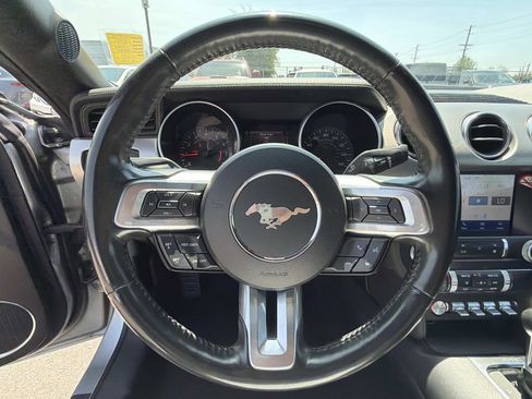 Used 2023 Ford Mustang Premium image 8