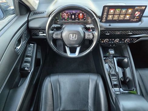 Used 2024 Honda Accord Touring image 11