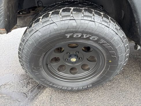 Used 2013 Jeep Wrangler Sport w/ Connectivity Group image 16