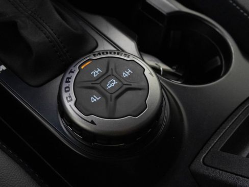 Used 2024 Ford Bronco Outer Banks AWD/4WD image 32