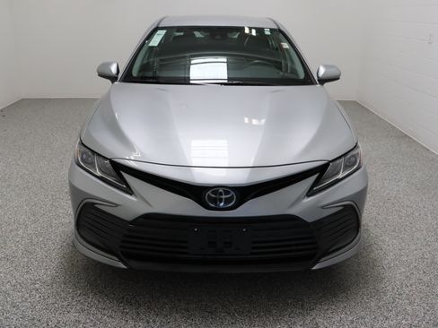 Used 2024 Toyota Camry LE FWD image 3