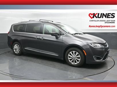 Used 2018 Chrysler Pacifica Touring-L
