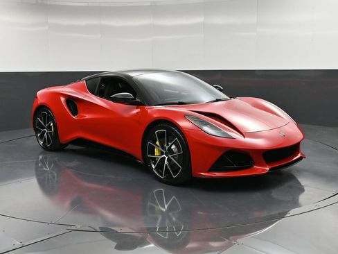 New 2025 Lotus Emira image 10