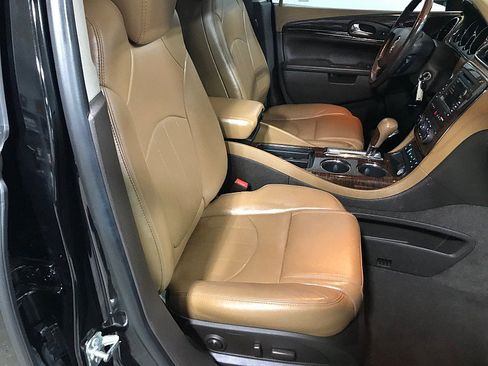 Used 2017 Buick Enclave Premium w/ Experience Buick Package FWD image 14