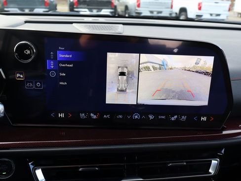 New 2026 Chevrolet Traverse RS image 12