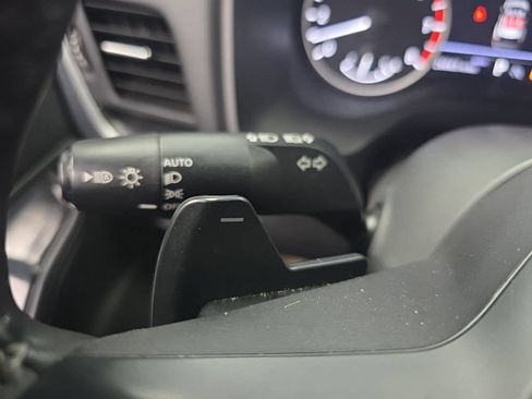 Used 2025 Nissan Rogue SV AWD/4WD image 30