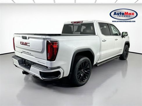Used 2022 GMC Sierra 1500 Denali image 2