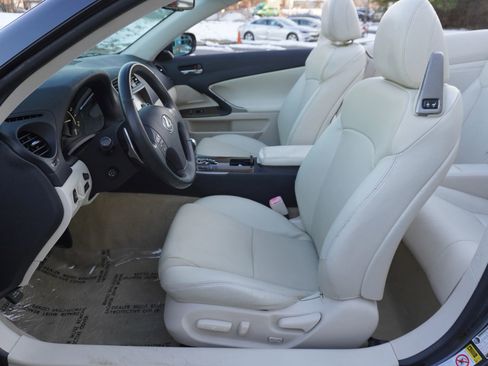 Used 2010 Lexus IS 250C image 14