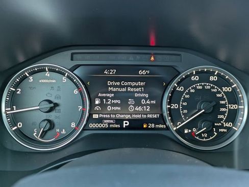 New 2025 Mitsubishi Outlander SE image 32