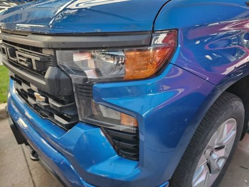 Used 2023 Chevrolet Silverado 1500 Custom w/ LPO, Dark Essentials Package AWD/4WD image 7